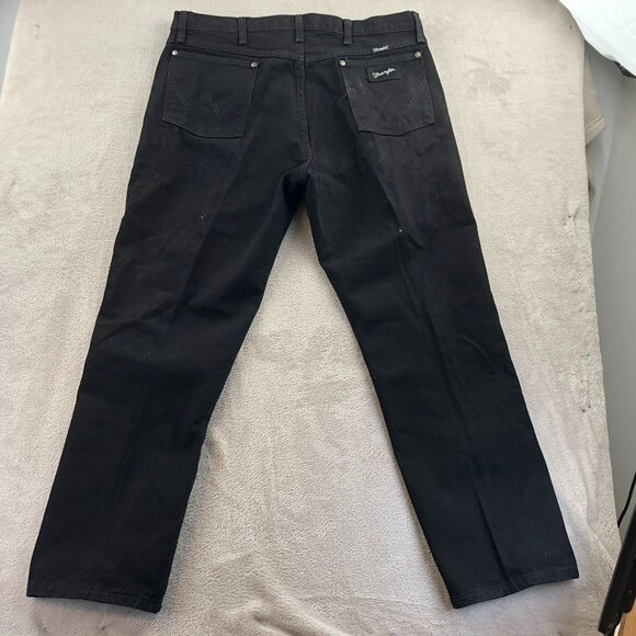 Wrangler Mens Jeans 38x30 Black Denim Straight leg Classic Casual Relaxed Fit - Picture 13 of 13